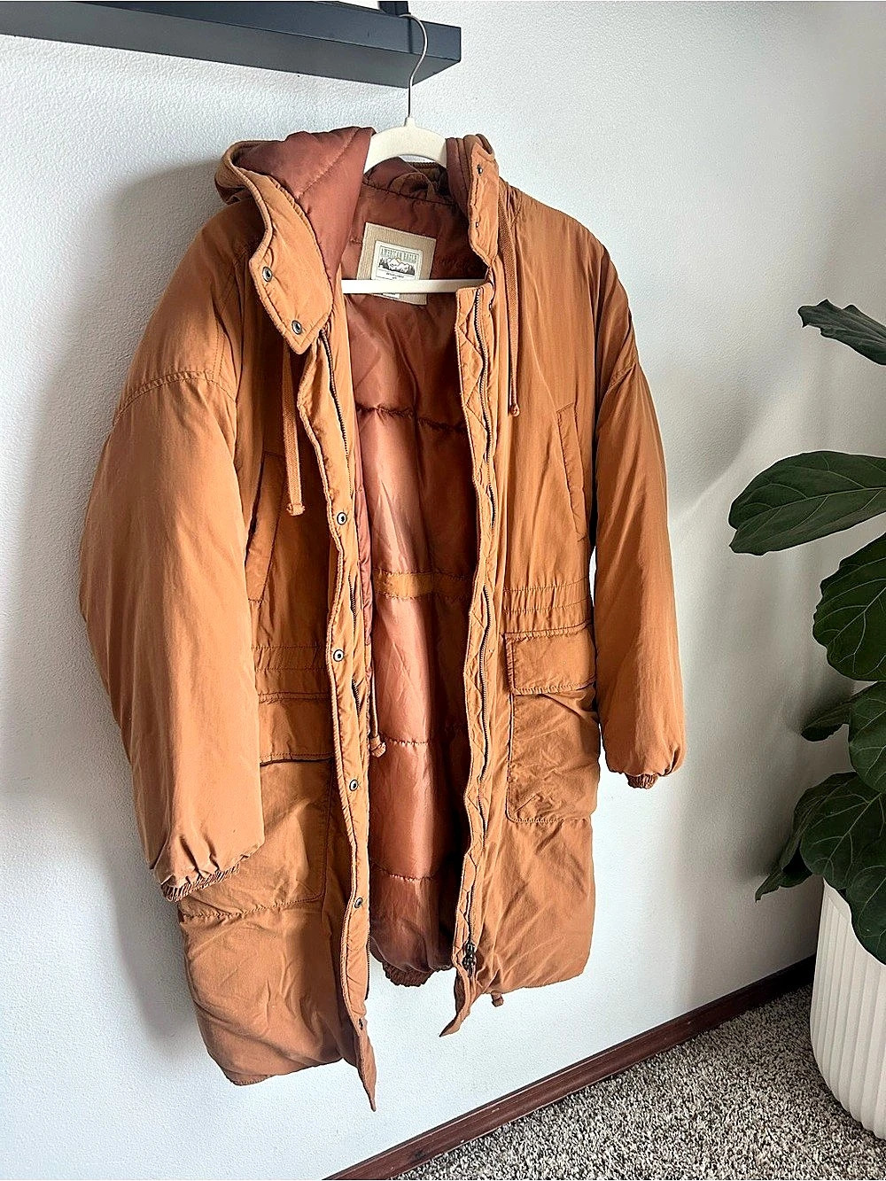 American Eagle Parka Hooded Puffer in Camel Brown Size Small